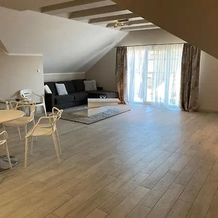 Sleepwell Czarna Gora Апартаменты Сенна